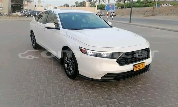 Buy Used BMW 2er Grand Tourer White Car in as–Suwayq in al-Batinah Buy Used BMW 2er Grand Tourer White Car in as–Suwayq in al-Batinah