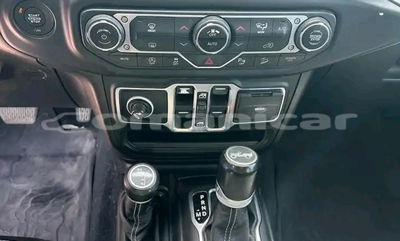 Buy Used Jeep Wrangler Red Car in as–Suwayq in al-Batinah Buy Used Jeep Wrangler Red Car in as–Suwayq in al-Batinah