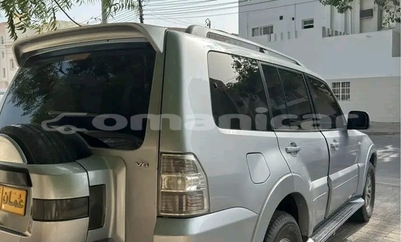 Buy Used Mitsubishi Pajero Other Car in Matrah in Masqat Buy Used Mitsubishi Pajero Other Car in Matrah in Masqat