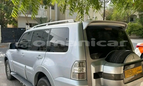 Buy Used Mitsubishi Pajero Other Car in Matrah in Masqat Buy Used Mitsubishi Pajero Other Car in Matrah in Masqat