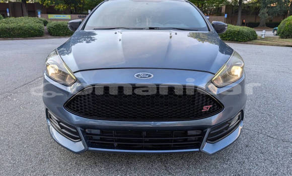 Buy Used Ford Focus Blue Car in Muscat in Masqat Buy Used Ford Focus Blue Car in Muscat in Masqat