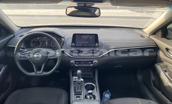 Buy Used Nissan Altima Black Car in Qurm in Masqat Buy Used Nissan Altima Black Car in Qurm in Masqat