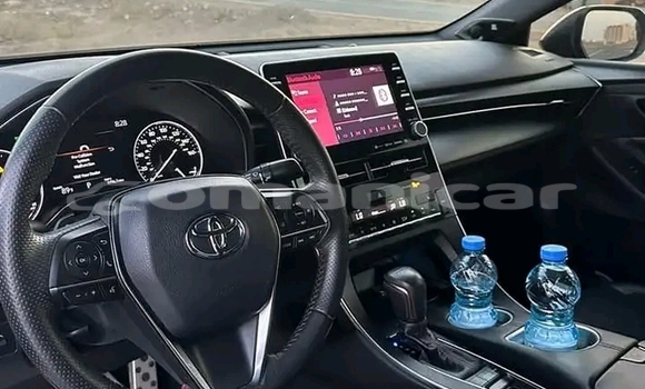 Buy Used Toyota Avalon Black Car in Madinat Qabus in Masqat Buy Used Toyota Avalon Black Car in Madinat Qabus in Masqat