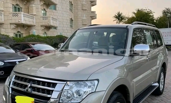 Buy Used Mitsubishi Pajero Other Car in as–Suwayq in al-Batinah Buy Used Mitsubishi Pajero Other Car in as–Suwayq in al-Batinah