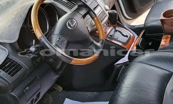 Buy Used Lexus RX 350 White Car in Al khuwair in al-Batinah Buy Used Lexus RX 350 White Car in Al khuwair in al-Batinah