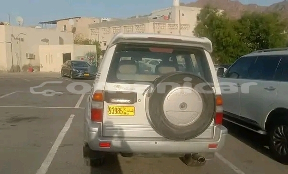 Buy Used Toyota Prado White Car in Ruwi in Masqat Buy Used Toyota Prado White Car in Ruwi in Masqat