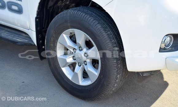 Buy Import Toyota Prado White Car in Import - Dubai in Dhufar Buy Import Toyota Prado White Car in Import - Dubai in Dhufar