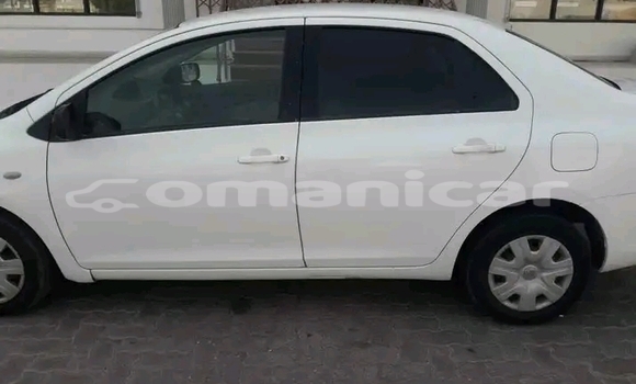 Buy Used Toyota Yaris White Car in Sumayl in ad-Dakhiliyah Buy Used Toyota Yaris White Car in Sumayl in ad-Dakhiliyah