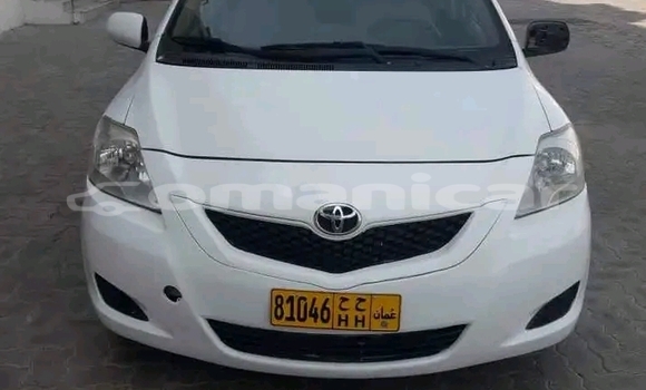 Buy Used Toyota Yaris White Car in Sumayl in ad-Dakhiliyah Buy Used Toyota Yaris White Car in Sumayl in ad-Dakhiliyah