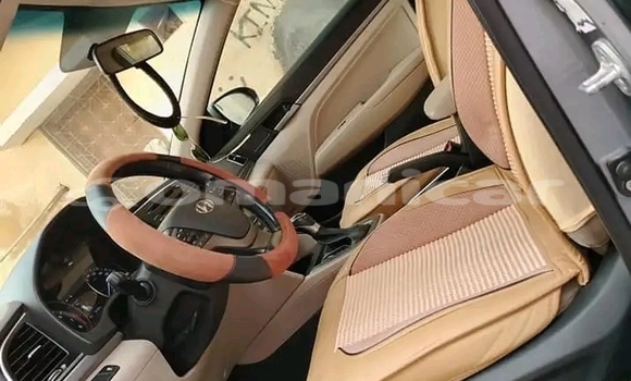 Buy Used Hyundai Elantra Other Car in Matrah in Masqat Buy Used Hyundai Elantra Other Car in Matrah in Masqat