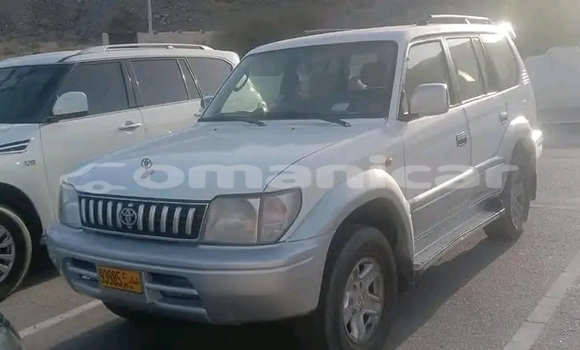 Buy New Toyota Prado White Car in as–Suwayq in al-Batinah Buy New Toyota Prado White Car in as–Suwayq in al-Batinah