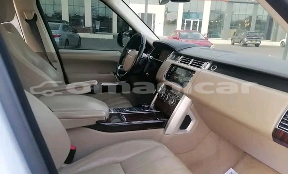 Buy Used Range Rover Range Rover White Car in as–Suwayq in al-Batinah Buy Used Range Rover Range Rover White Car in as–Suwayq in al-Batinah