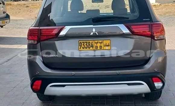 Buy Used Mitsubishi Outlander Other Car in Muscat in Masqat Buy Used Mitsubishi Outlander Other Car in Muscat in Masqat