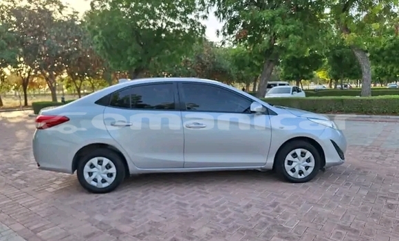 Buy Used Toyota Yaris White Car in as–Suwayq in al-Batinah Buy Used Toyota Yaris White Car in as–Suwayq in al-Batinah
