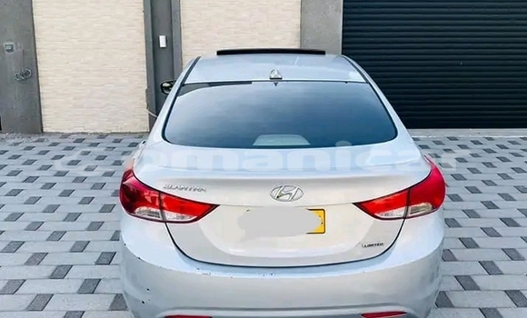 Buy Used GMC Typhoon White Car in Shinas in al-Batinah Buy Used GMC Typhoon White Car in Shinas in al-Batinah