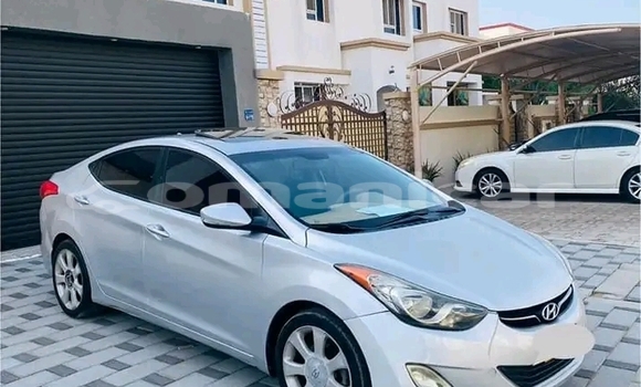 Buy Used GMC Typhoon White Car in Shinas in al-Batinah Buy Used GMC Typhoon White Car in Shinas in al-Batinah