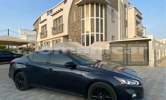 Buy Used Nissan Altima Black Car in 'Ibri in adh-Dhahirah Buy Used Nissan Altima Black Car in 'Ibri in adh-Dhahirah