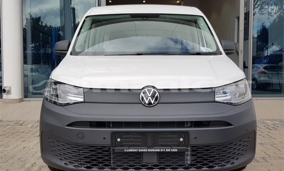 Buy Used Volkswagen Caddy White Car in Muscat in Masqat Buy Used Volkswagen Caddy White Car in Muscat in Masqat