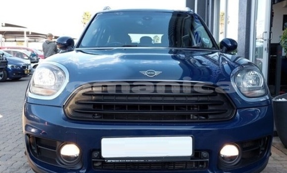Buy Used MINI Cooper Blue Car in Muscat in Masqat Buy Used MINI Cooper Blue Car in Muscat in Masqat