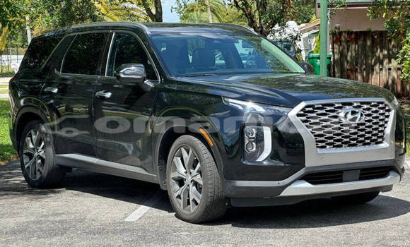 Buy Used Hyundai XG Black Car in Muscat in Masqat Buy Used Hyundai XG Black Car in Muscat in Masqat