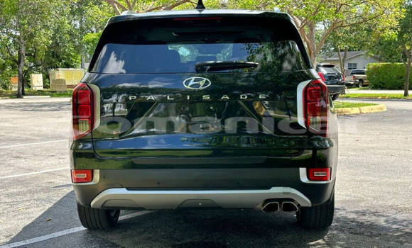 Buy Used Hyundai XG Black Car in Muscat in Masqat Buy Used Hyundai XG Black Car in Muscat in Masqat