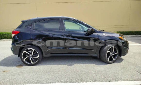 Buy Used Honda HR–V Black Car in Muscat in Masqat Buy Used Honda HR–V Black Car in Muscat in Masqat