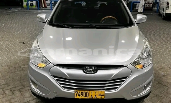Buy Used Hyundai Tucson White Car in as–Suwayq in al-Batinah Buy Used Hyundai Tucson White Car in as–Suwayq in al-Batinah