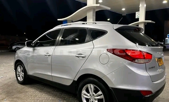 Buy Used Hyundai Tucson White Car in as–Suwayq in al-Batinah Buy Used Hyundai Tucson White Car in as–Suwayq in al-Batinah