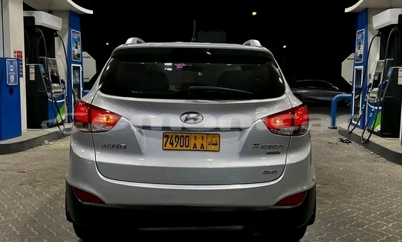 Buy Used Hyundai Tucson White Car in as–Suwayq in al-Batinah Buy Used Hyundai Tucson White Car in as–Suwayq in al-Batinah