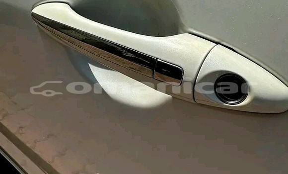 Buy Used Toyota Corolla White Car in al–Mudaybi in ash-Sharqiyah Buy Used Toyota Corolla White Car in al–Mudaybi in ash-Sharqiyah