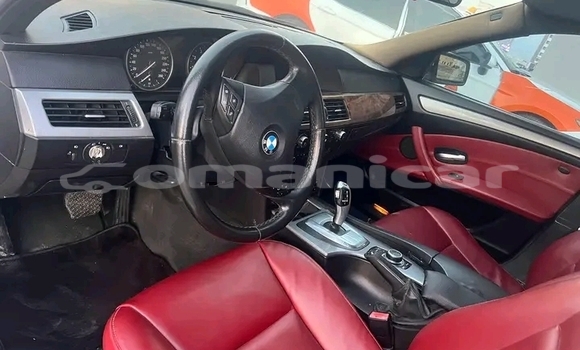 Buy Used Toyota Corolla White Car in as–Suwayq in al-Batinah Buy Used Toyota Corolla White Car in as–Suwayq in al-Batinah