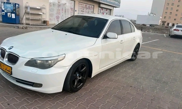 Buy Used Toyota Corolla White Car in as–Suwayq in al-Batinah Buy Used Toyota Corolla White Car in as–Suwayq in al-Batinah