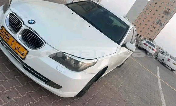 Buy Used Toyota Corolla White Car in as–Suwayq in al-Batinah Buy Used Toyota Corolla White Car in as–Suwayq in al-Batinah