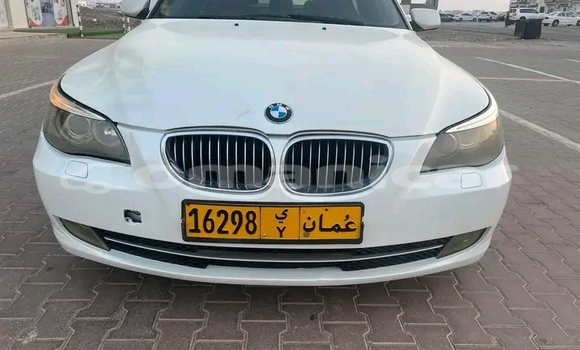 Buy Used Toyota Corolla White Car in as–Suwayq in al-Batinah Buy Used Toyota Corolla White Car in as–Suwayq in al-Batinah