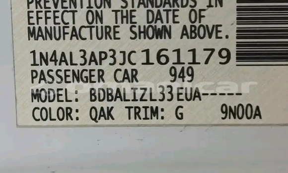 Buy Used Nissan Cedric White Car in as–Sib in Masqat Buy Used Nissan Cedric White Car in as–Sib in Masqat