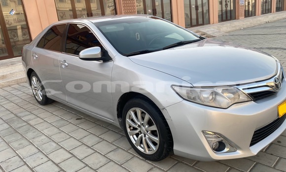 Buy Used Toyota Camry Silver Car in Sur in ash-Sharqiyah Buy Used Toyota Camry Silver Car in Sur in ash-Sharqiyah