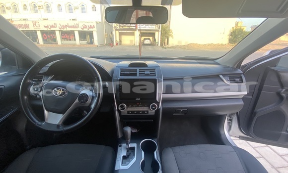 Buy Used Toyota Camry Silver Car in Sur in ash-Sharqiyah Buy Used Toyota Camry Silver Car in Sur in ash-Sharqiyah