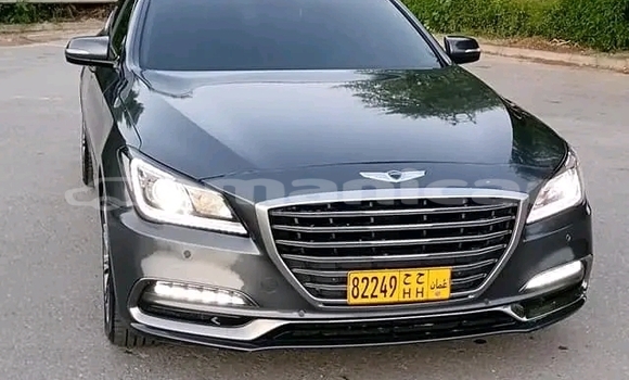 Buy Used Mercedes-Benz 270D Black Car in as–Sib in Masqat Buy Used Mercedes-Benz 270D Black Car in as–Sib in Masqat