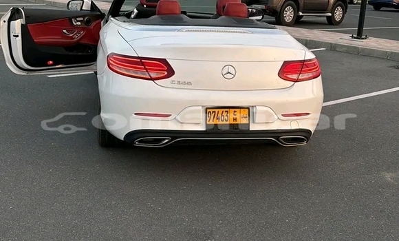 Buy Used Mercedes-Benz C–Class White Car in Matrah in Masqat Buy Used Mercedes-Benz C–Class White Car in Matrah in Masqat