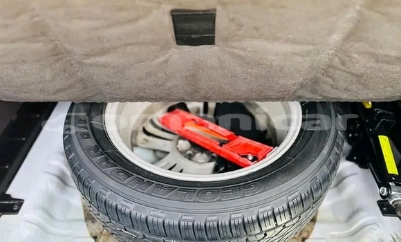 Buy Used Toyota Camry White Car in Matrah in Masqat Buy Used Toyota Camry White Car in Matrah in Masqat