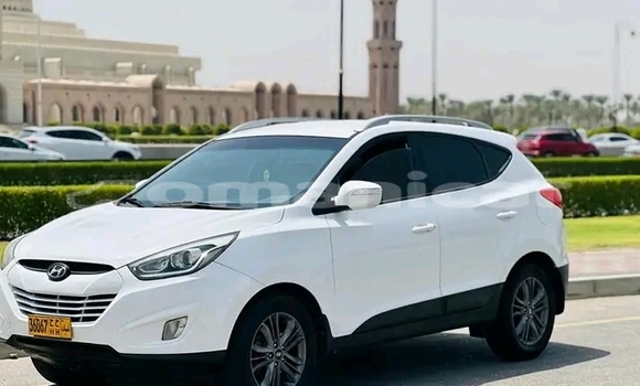 Buy Used Toyota Camry White Car in Matrah in Masqat Buy Used Toyota Camry White Car in Matrah in Masqat