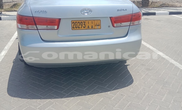 Buy Used Hyundai Sonata Silver Car in Suhar in al-Batinah Buy Used Hyundai Sonata Silver Car in Suhar in al-Batinah