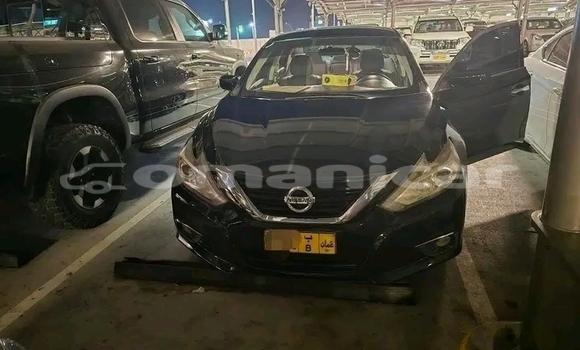 Buy Used Nissan Altima Black Car in as–Suwayq in al-Batinah Buy Used Nissan Altima Black Car in as–Suwayq in al-Batinah