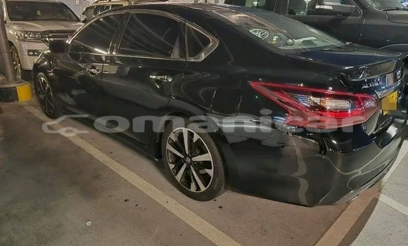 Buy Used Nissan Altima Black Car in as–Suwayq in al-Batinah Buy Used Nissan Altima Black Car in as–Suwayq in al-Batinah