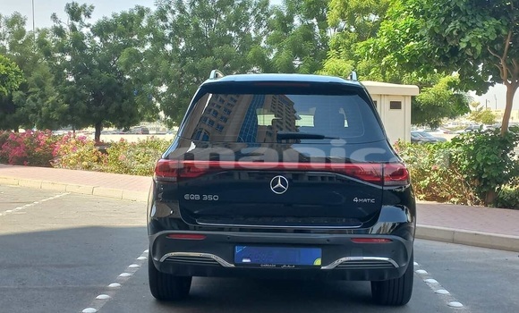 Buy Used Mercedes-Benz E200 Black Car in Muscat in Masqat Buy Used Mercedes-Benz E200 Black Car in Muscat in Masqat