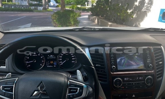 Buy Used Mitsubishi Montero Sport White Car in Muscat in Masqat Buy Used Mitsubishi Montero Sport White Car in Muscat in Masqat