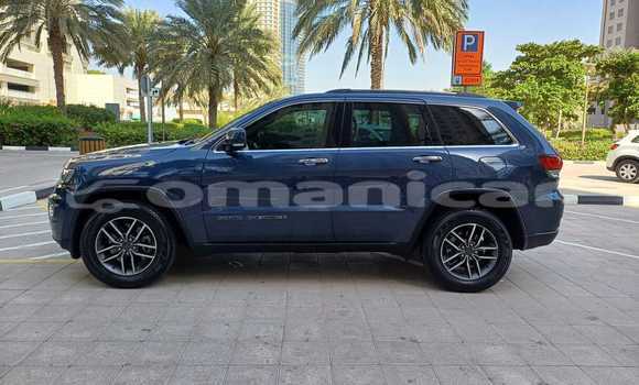 Buy Used Jeep Grand Cherokee Blue Car in Muscat in Masqat Buy Used Jeep Grand Cherokee Blue Car in Muscat in Masqat