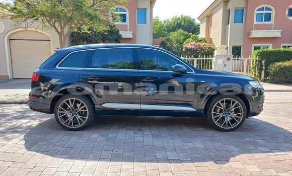 Buy Used Audi Q7 Blue Car in Muscat in Masqat Buy Used Audi Q7 Blue Car in Muscat in Masqat