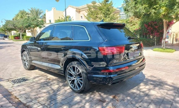 Buy Used Audi Q7 Blue Car in Muscat in Masqat Buy Used Audi Q7 Blue Car in Muscat in Masqat