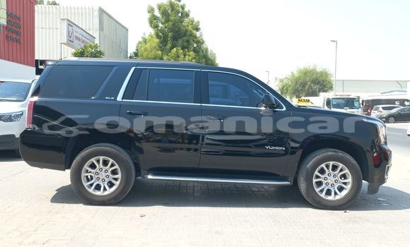 Buy Used GMC Yukon Black Car in Muscat in Masqat Buy Used GMC Yukon Black Car in Muscat in Masqat